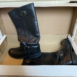 Steve Madden black boots